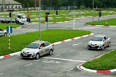 9 nguoi bi dieu tra sai pham ve sat hach lai xe o Lang Son hinh anh