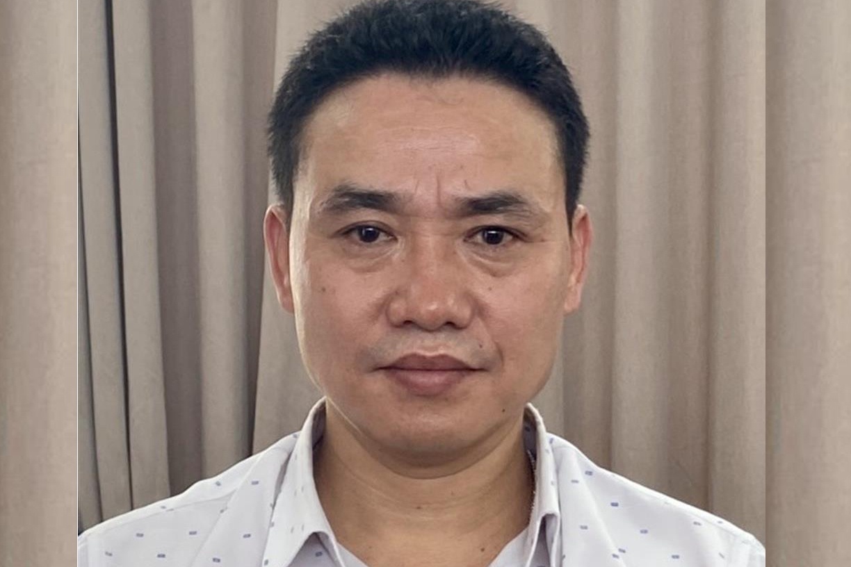 Khoi to PGD So Ngoai vu Thai Nguyen trong vu chuyen bay giai cuu hinh anh