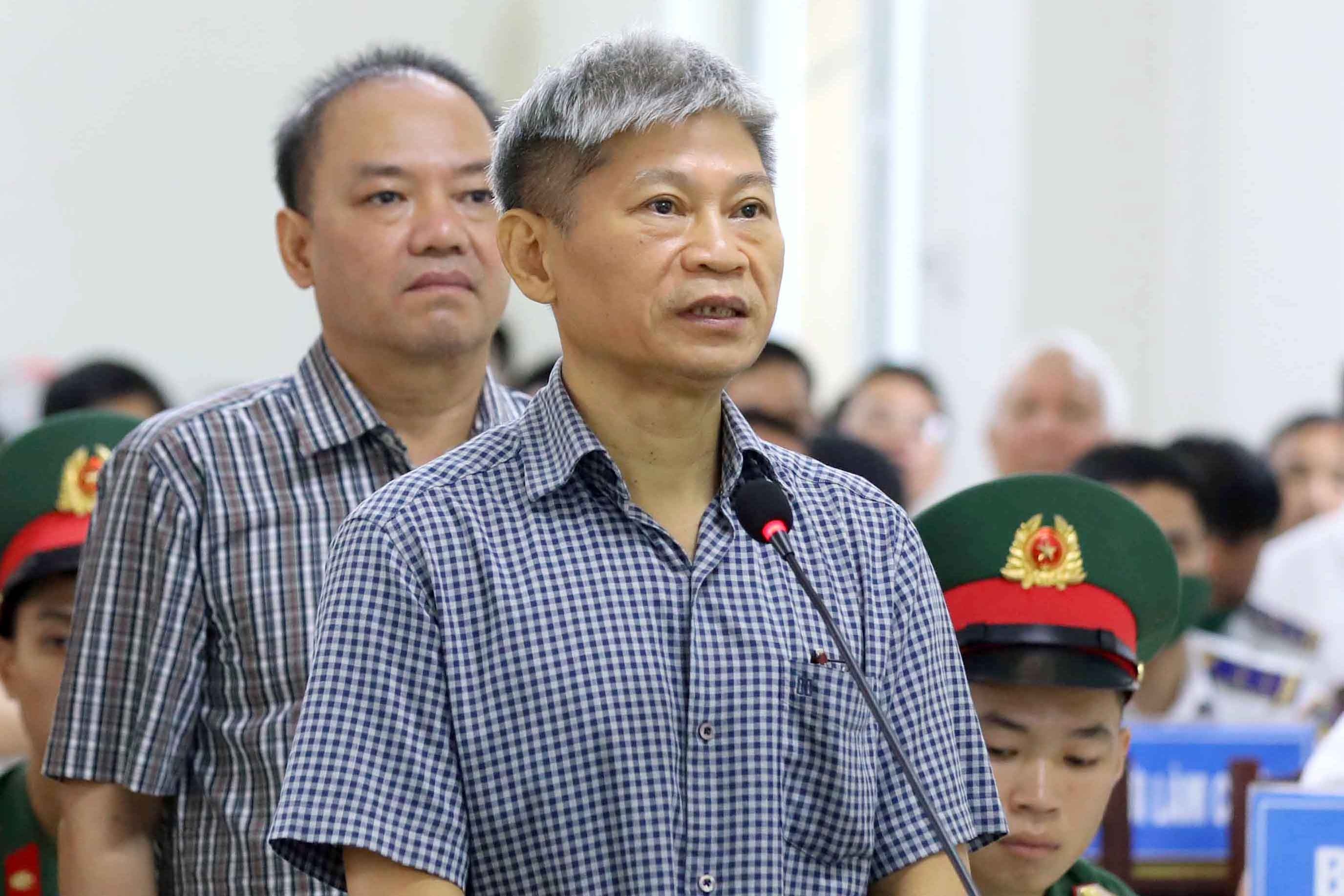Cuu trung tuong Nguyen Van Son nhan loi sau vu tham o 50 ty dong hinh anh