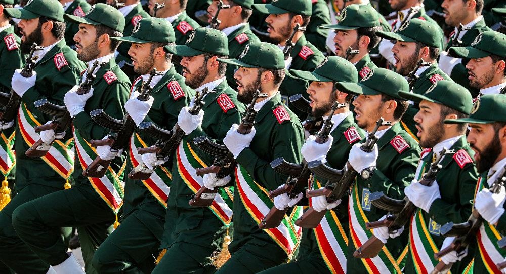 Ve binh Cach mang Iran - luc luong My vua liet vao danh sach khung bo hinh anh