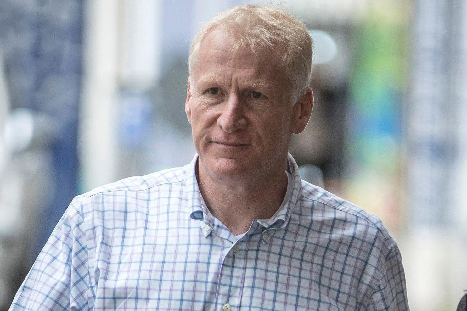 Quan chuc quan doi New Zealand bi to quay len nha ve sinh o My hinh anh