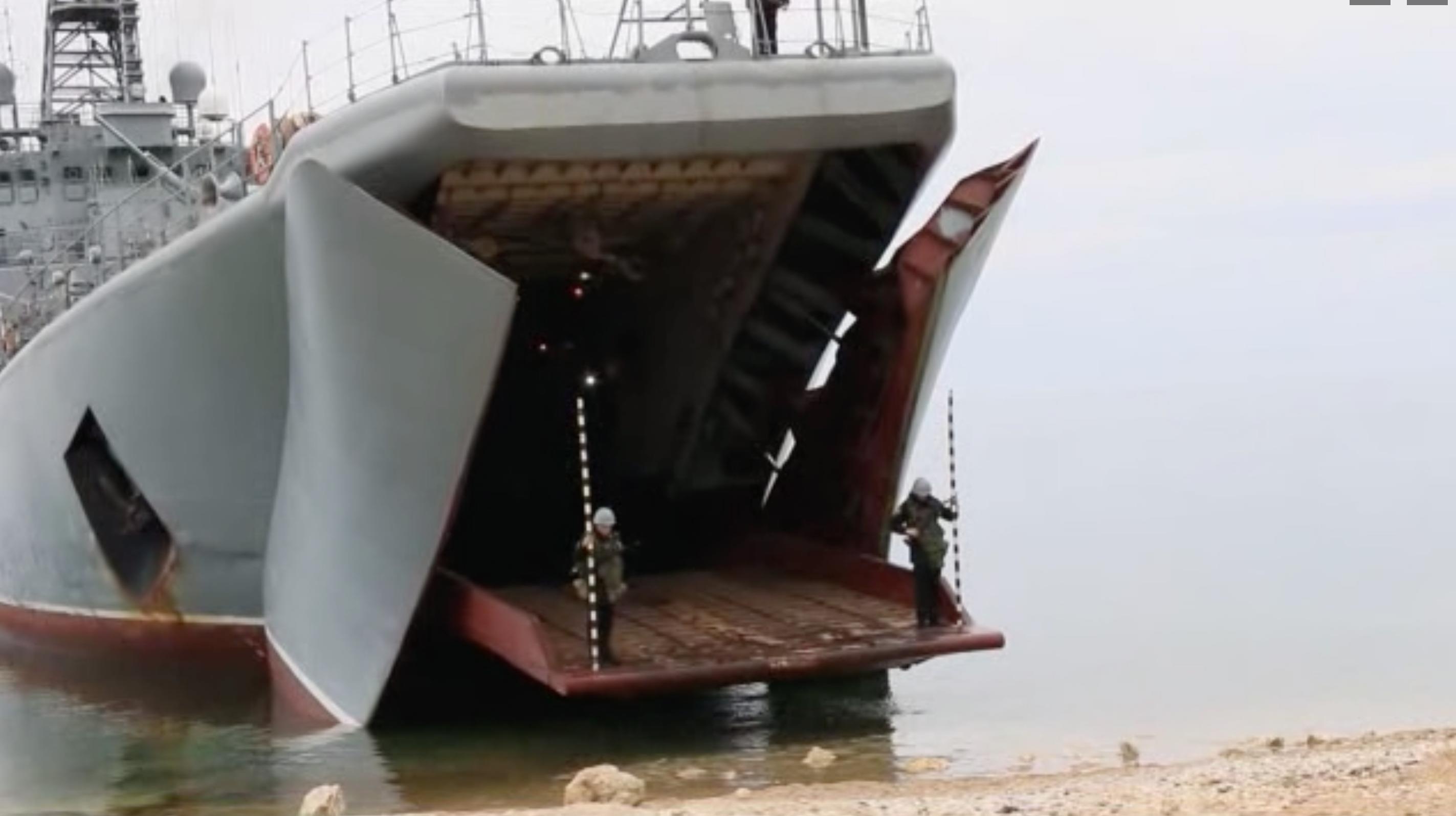 Nga van hanh he thong phong ten lua chong ham Bastion va Bal hinh anh