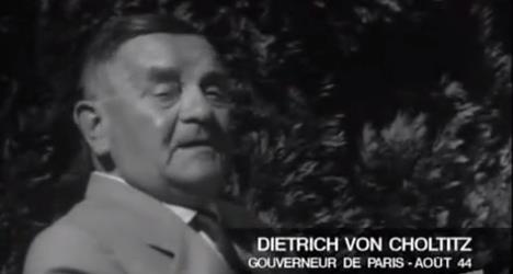 Nha tho Duc Ba Paris tung thoat lua huy diet nho tuong Duc khang lenh? hinh anh