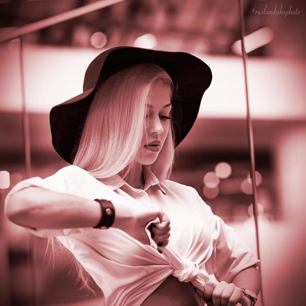 nu canh sat chien thang cuoc thi Ve dep Ve binh Quoc gia Nga anh 10