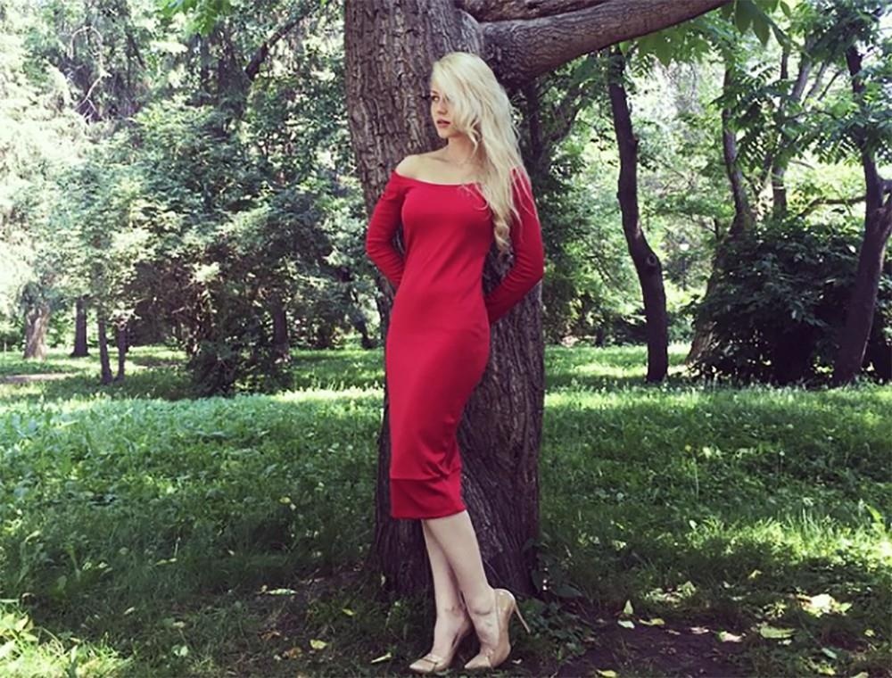 nu canh sat chien thang cuoc thi Ve dep Ve binh Quoc gia Nga anh 3