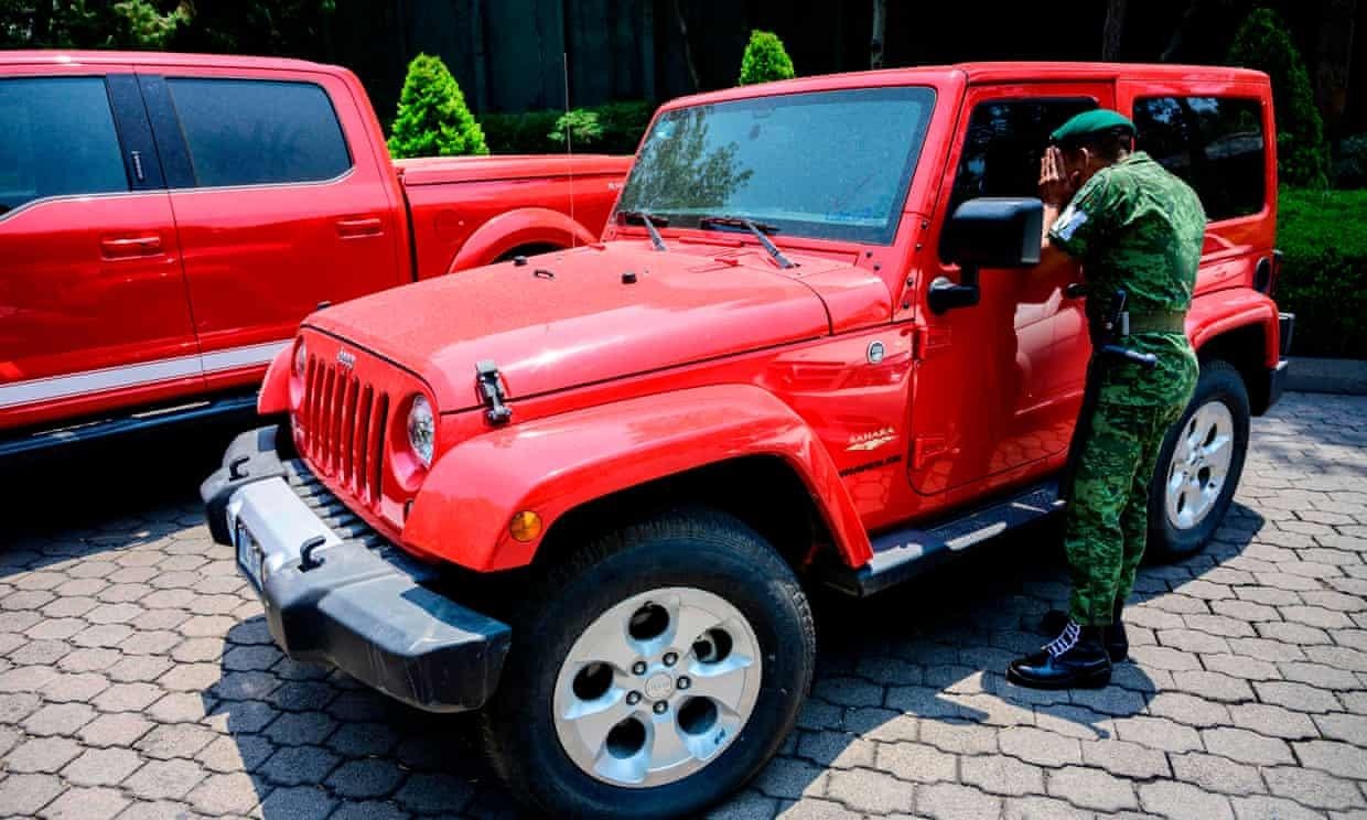 ban oto tham nhung chia cho nguoi ngheo anh 1