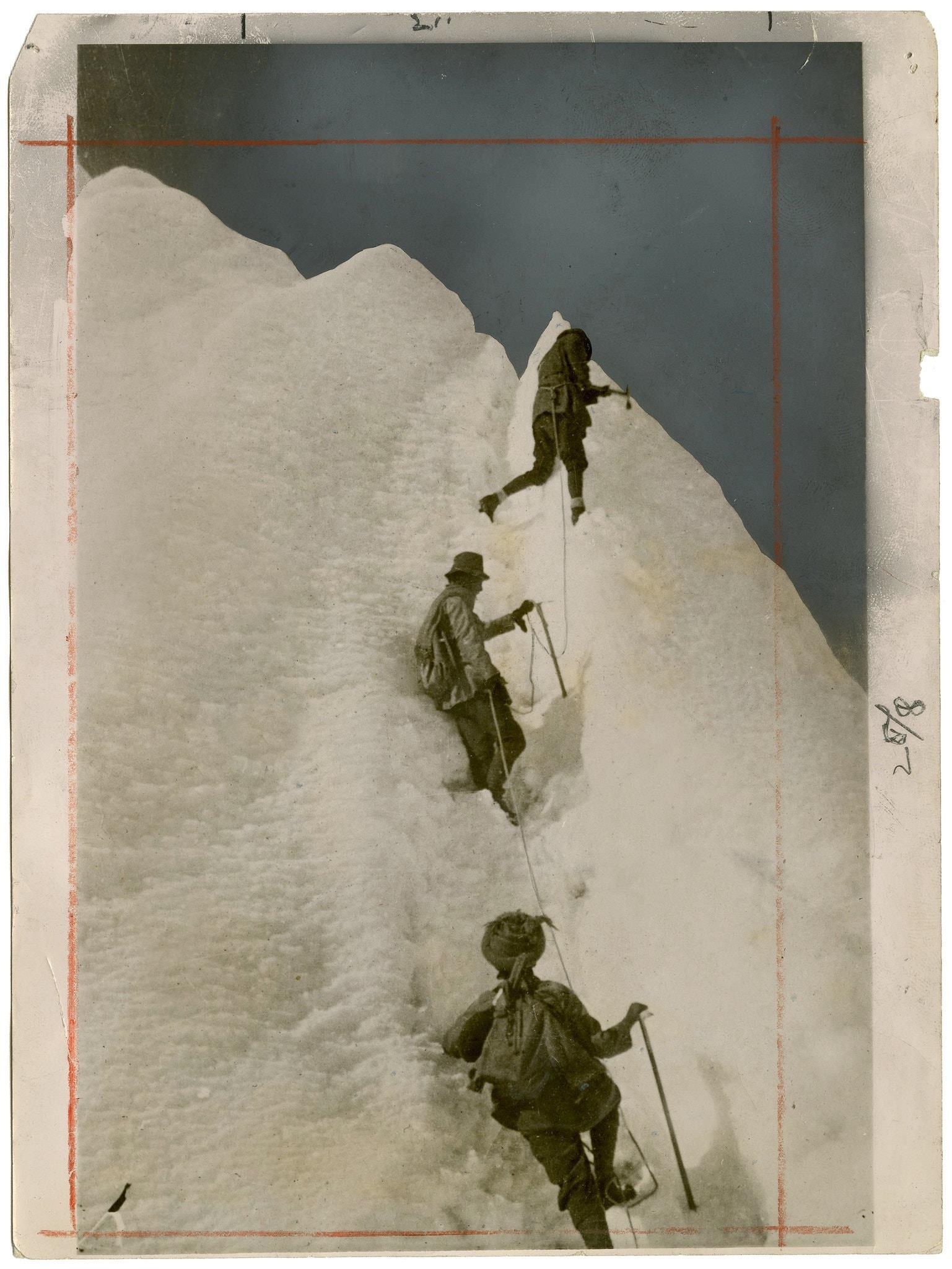 dinh Everest chet choc anh 3