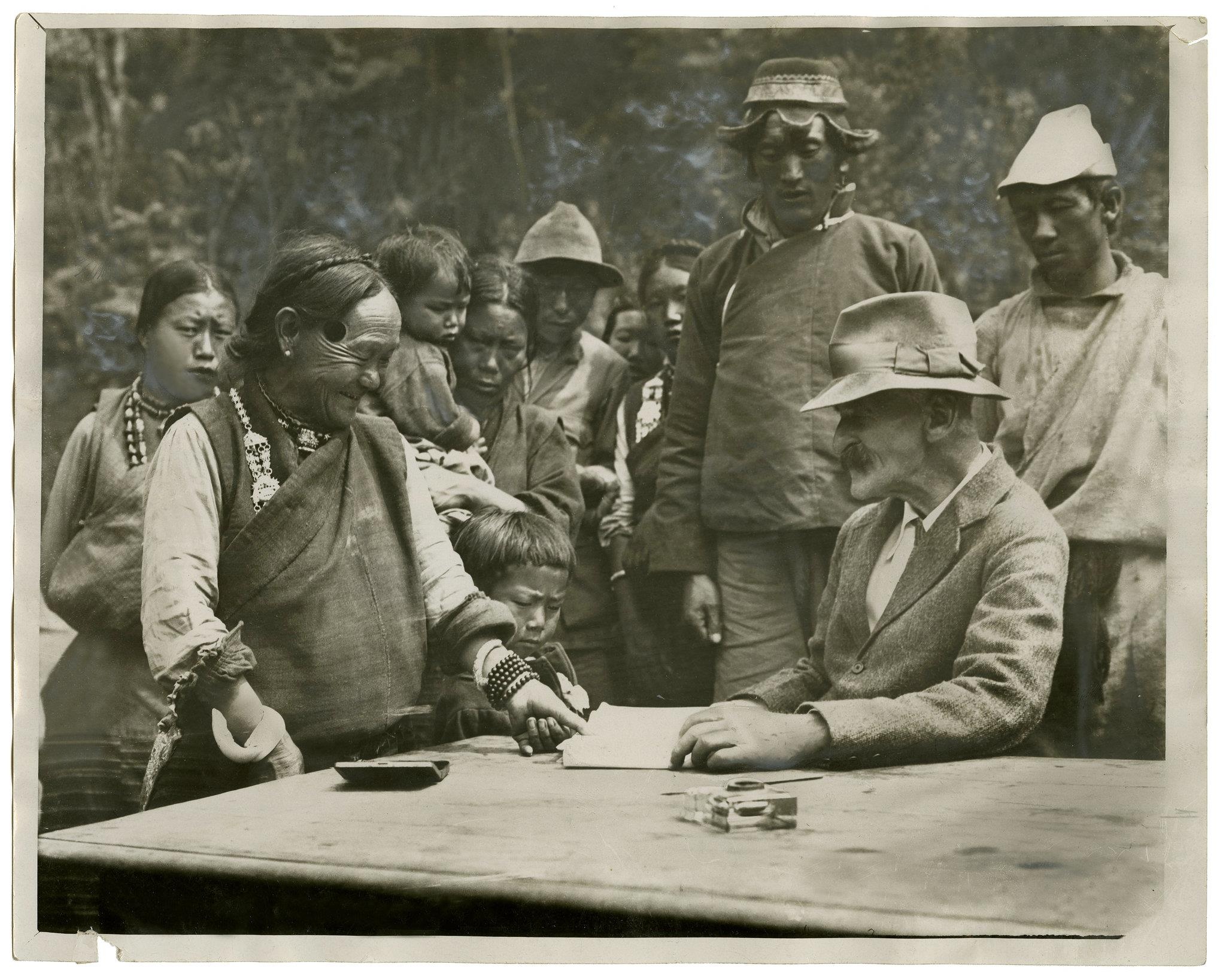 dinh Everest chet choc anh 8