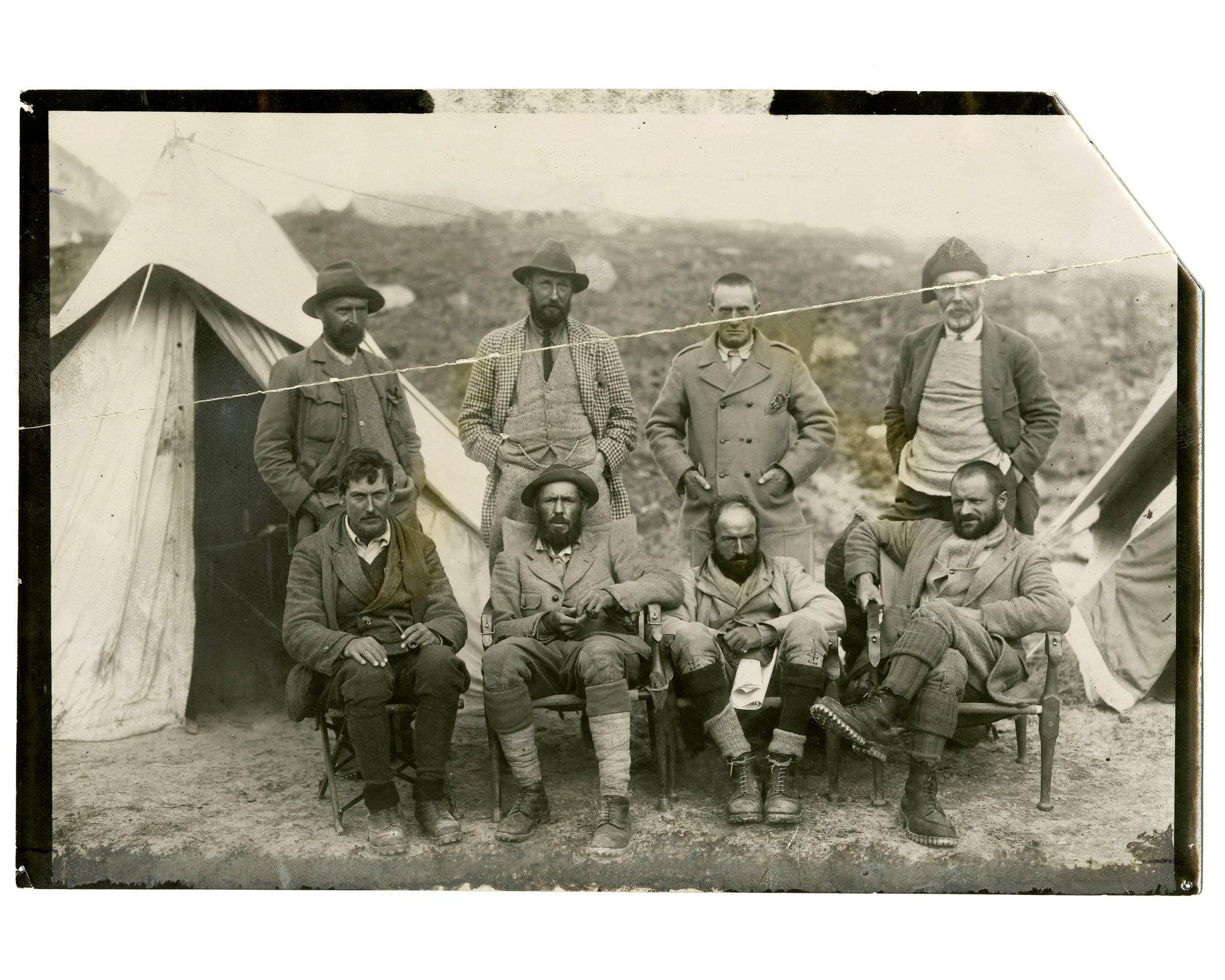 dinh Everest chet choc anh 9