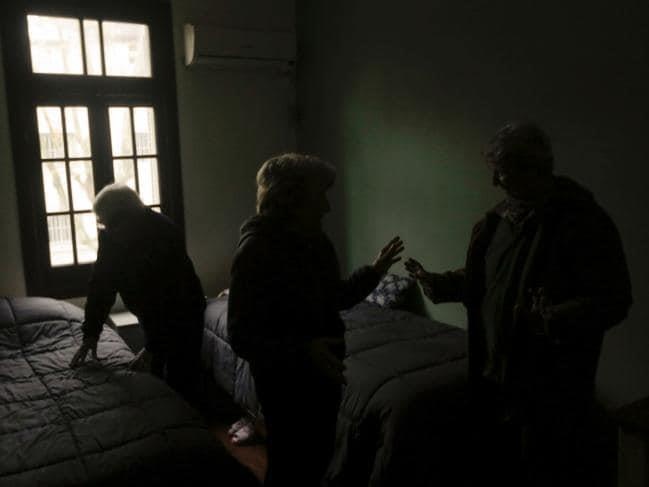 Nam My mat dien anh 9