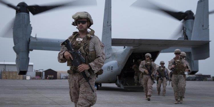 My tuc toc dua 1.500 quan den Trung Dong giua cang thang voi Iran hinh anh