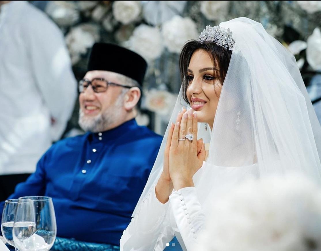 Hoa hau Moscow ke ve 'cuoc gap dinh menh' voi cuu vuong Malaysia hinh anh