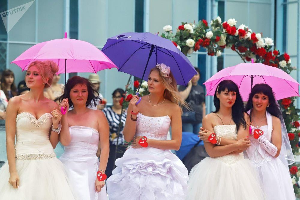 cuoc dua Co dau chay tron o Nga anh 7