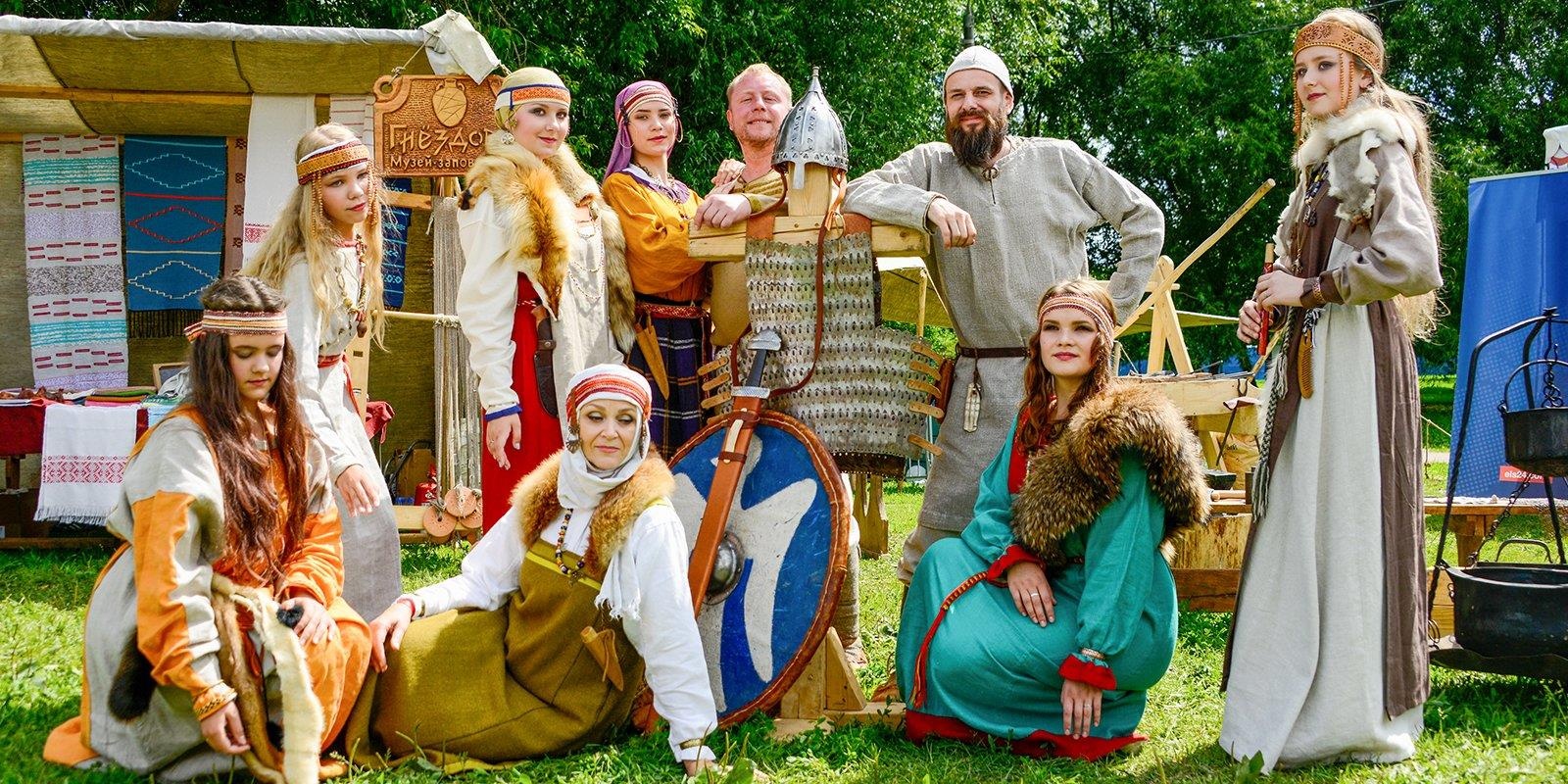 Le hoi nghe thuat Slav Canh dong Nga anh 18