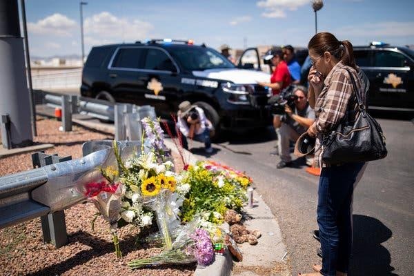 Chong do dan cho vo trong vu xa sung tham khoc o Texas hinh anh