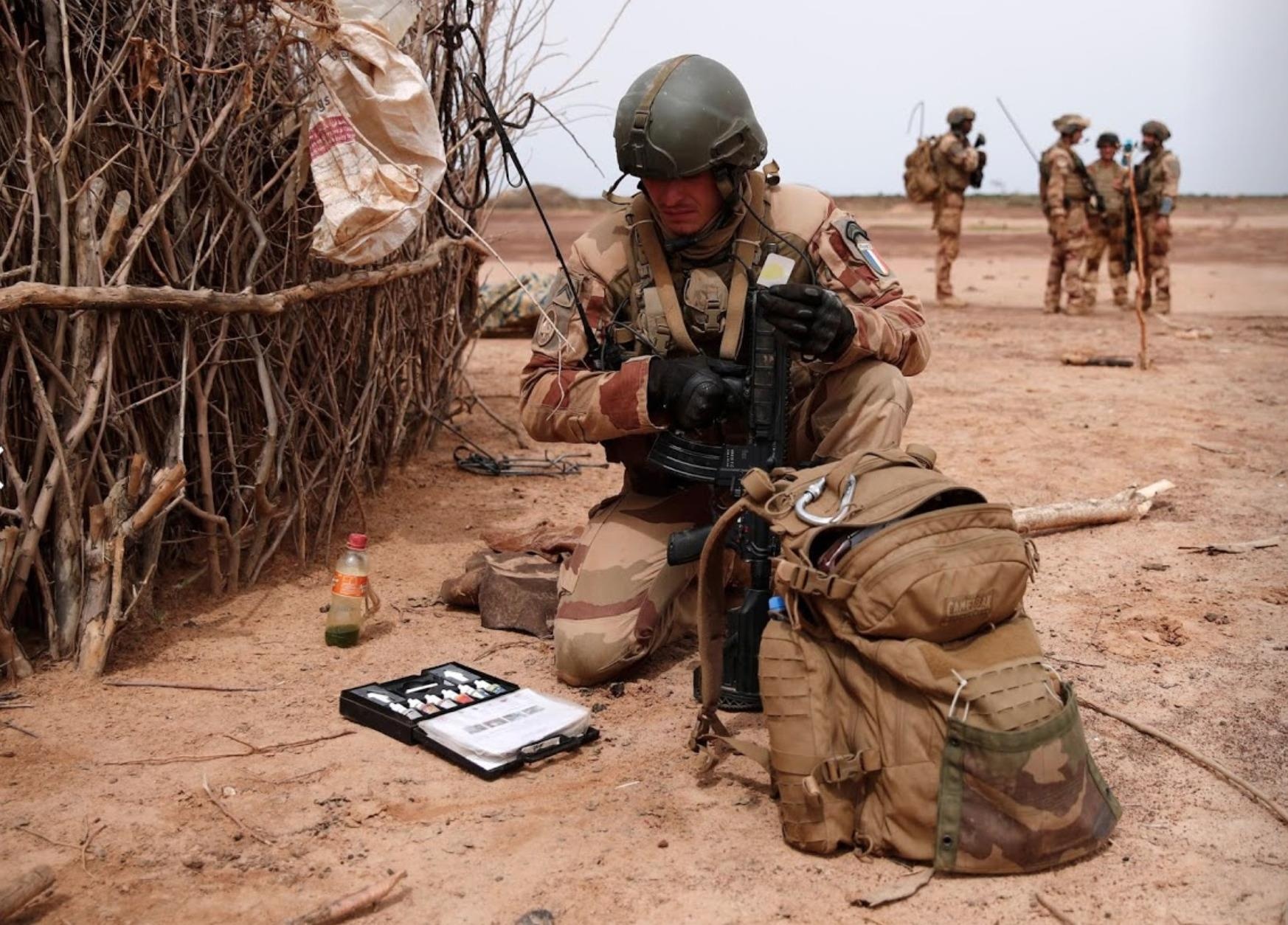 Chien dich quan su cua Phap o Mali anh 14