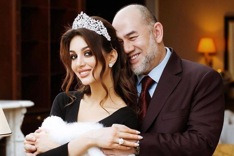 Hoa hau Moscow khang dinh con trai la dong doi cuu vuong Malaysia hinh anh