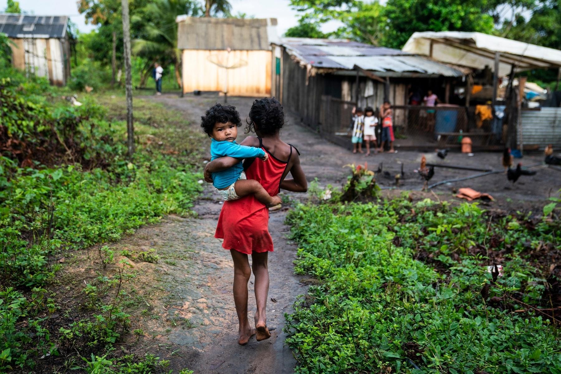 Dap thuy dien de doa cuoc song bo lac Brazil anh 3