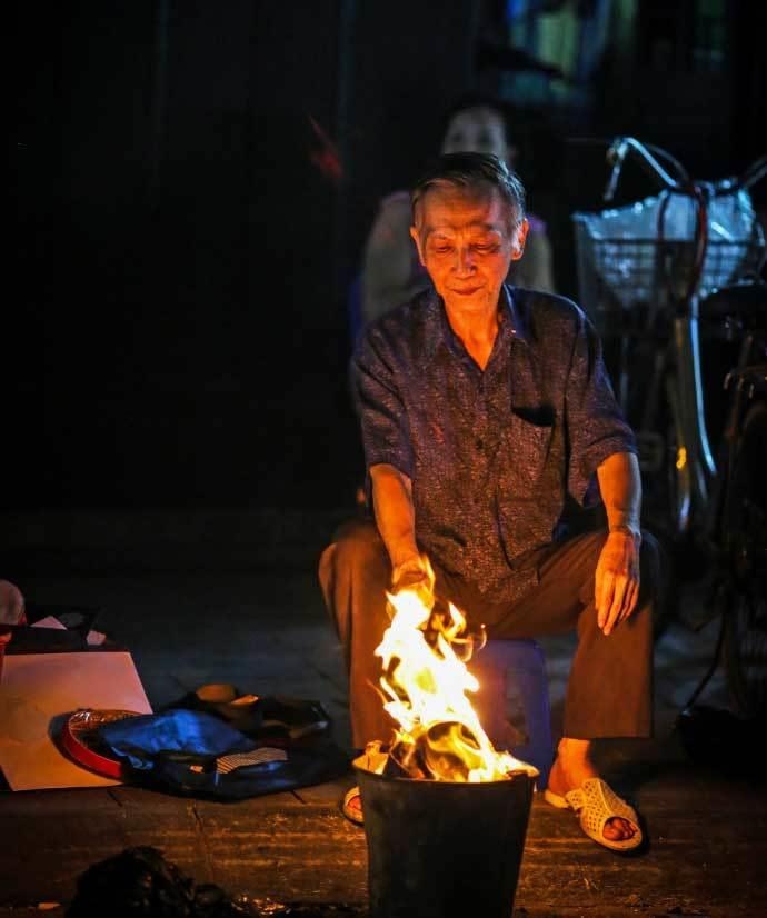 Bao Tay sung sot vi nguoi Viet hoa vang anh 3