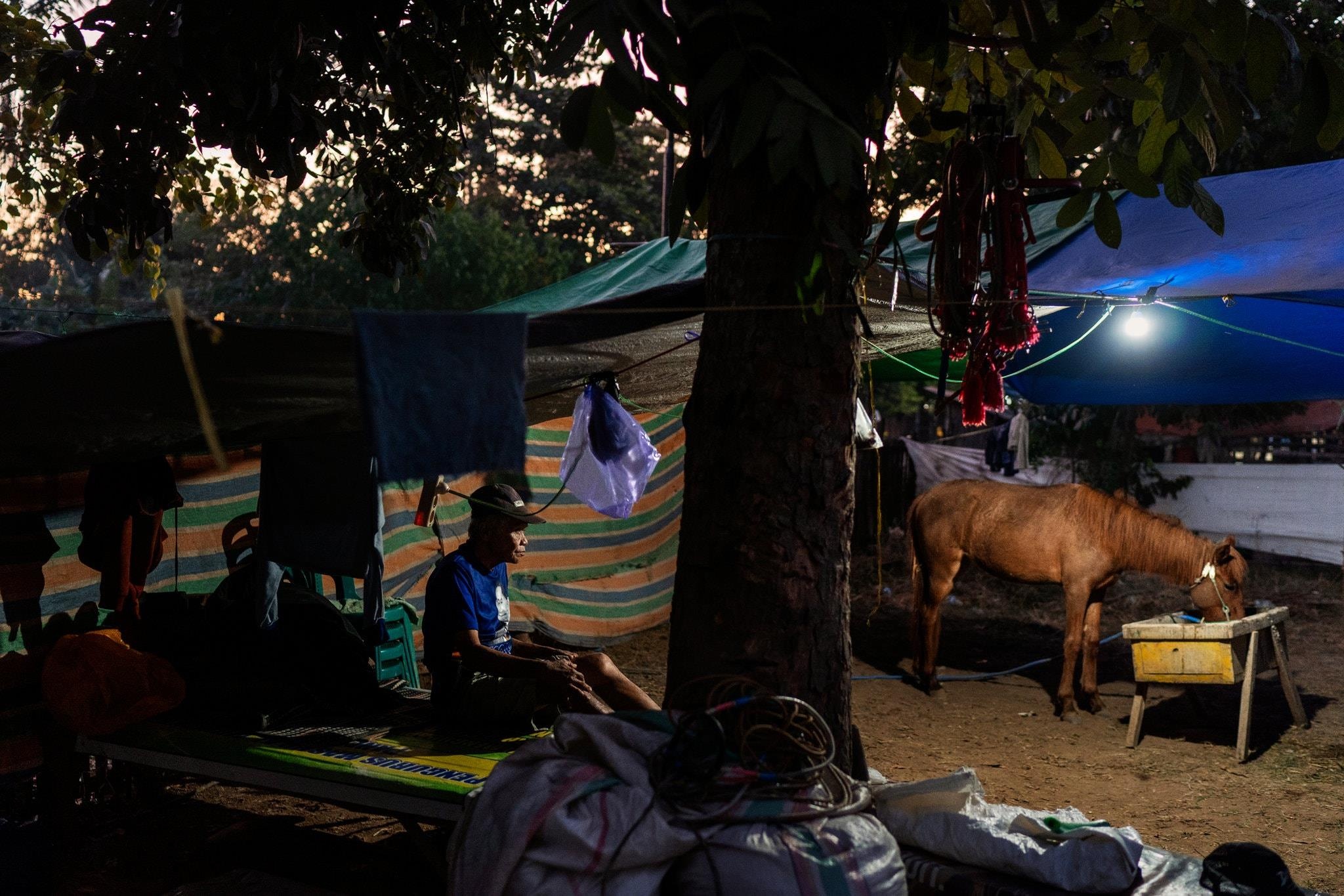 trẻ em đua ngựa ở đảo Indonesia ảnh 11 tre em dua ngua o dao Indonesia anh 11
