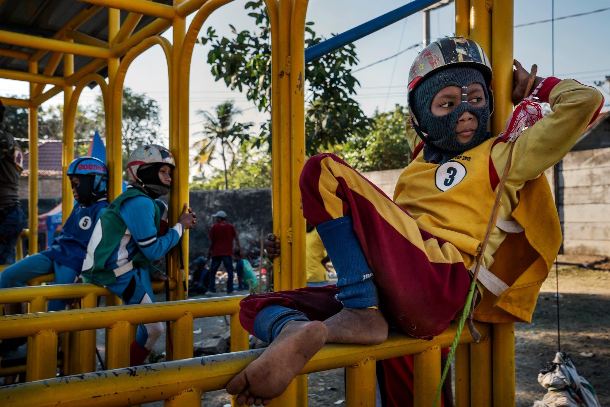 trẻ em đua ngựa ở đảo Indonesia ảnh 9 tre em dua ngua o dao Indonesia anh 9