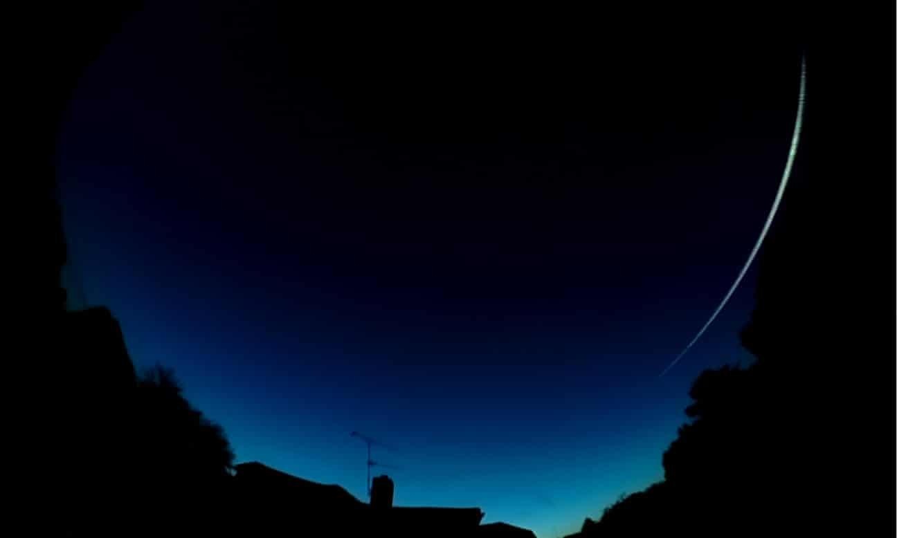 Vu 'roi may bay' khien canh sat Anh nao loan co the chi la thien thach hinh anh