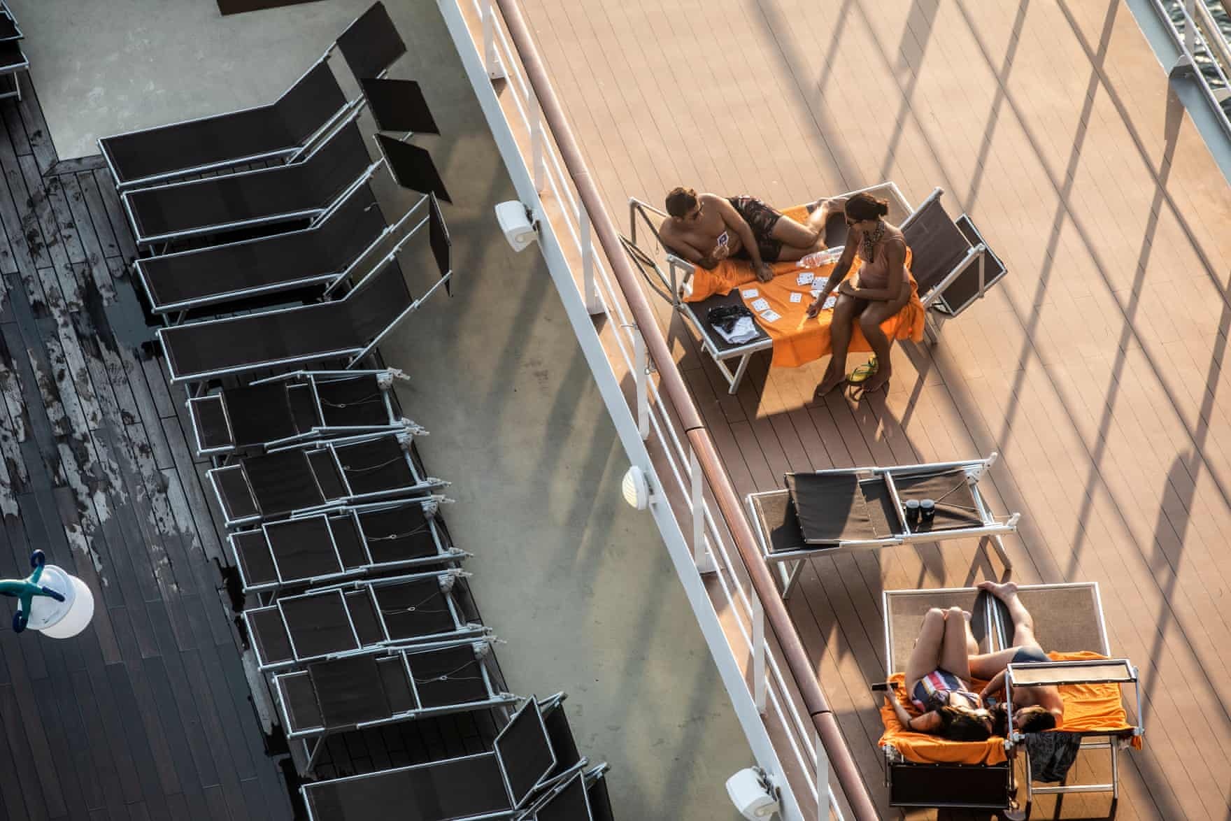 qua tai du lich anh 13