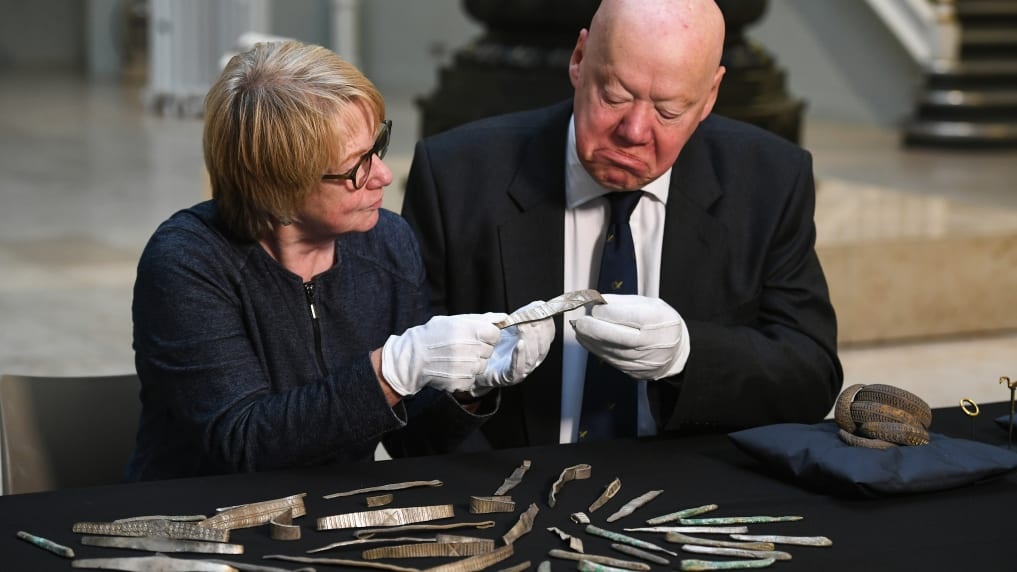 Nha tho Scotland doi chia 2,5 trieu USD cua kho bau Viking hinh anh