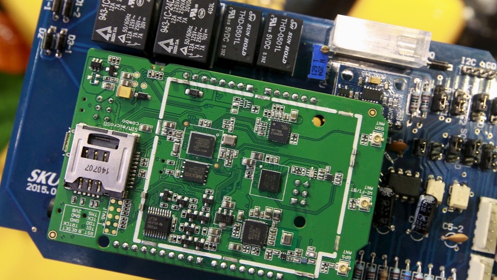 Smartphone khuay dao thi truong Trieu Tien anh 3