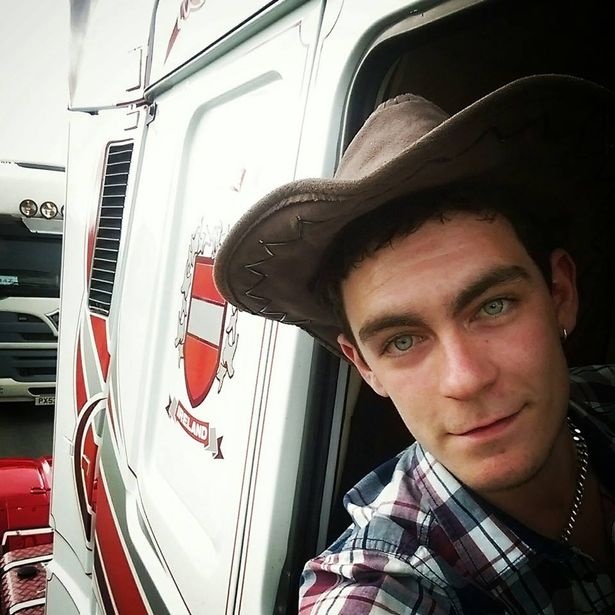 tài xế chở 39 thi thể ảnh 1 tai xe cho 39 thi the anh 1