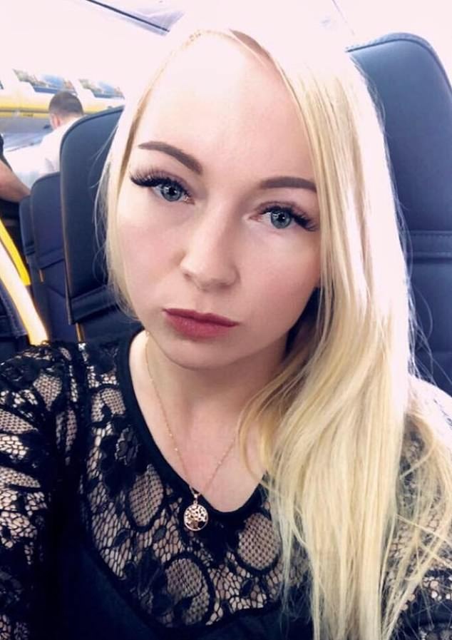 Để 2 người đàn ông huyết chiến chọn mình ảnh 1 De 2 nguoi dan ong huyet chien chon minh anh 1