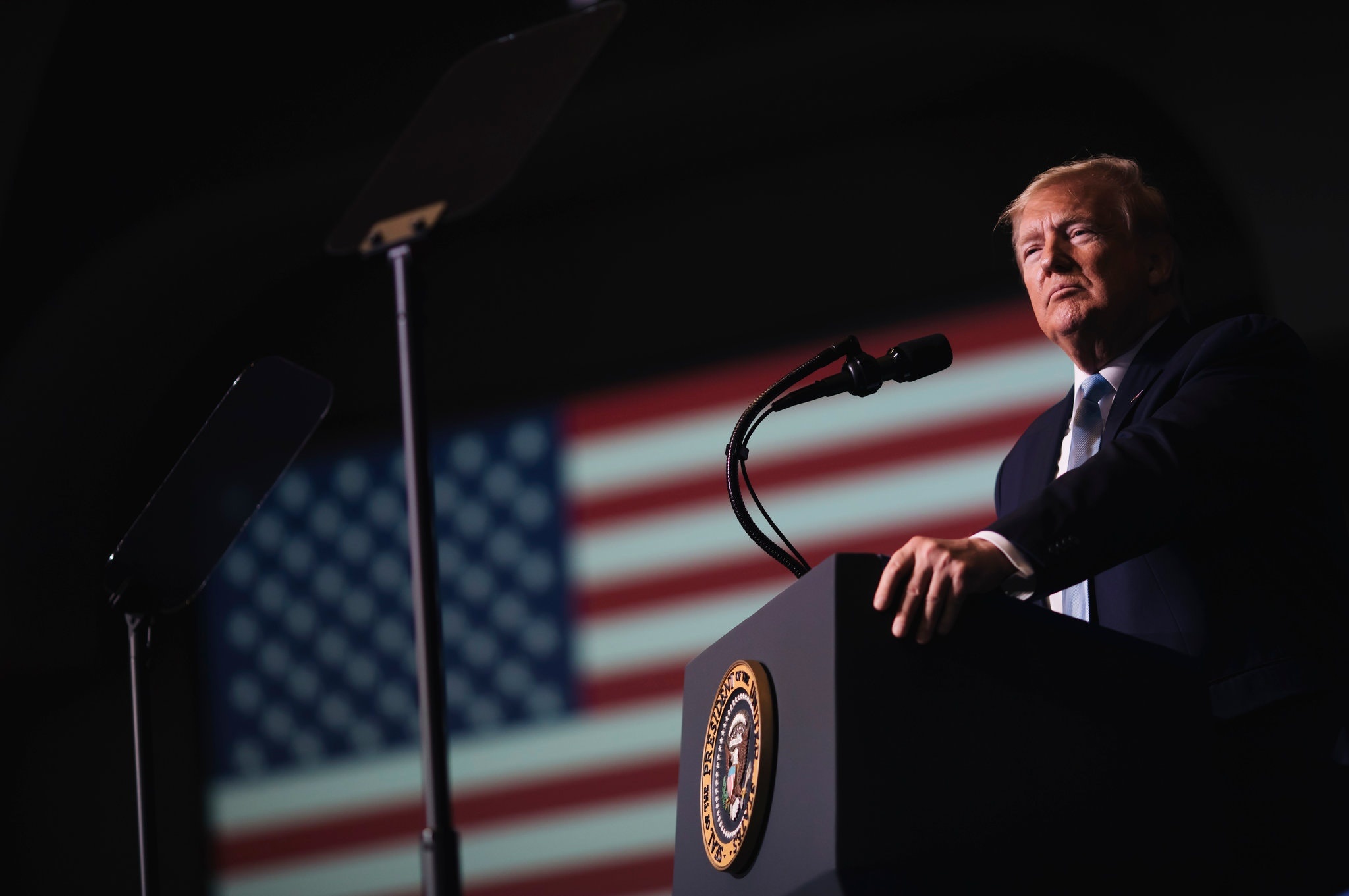 tham quyen tong thong trong vu giet Suleimani anh 1