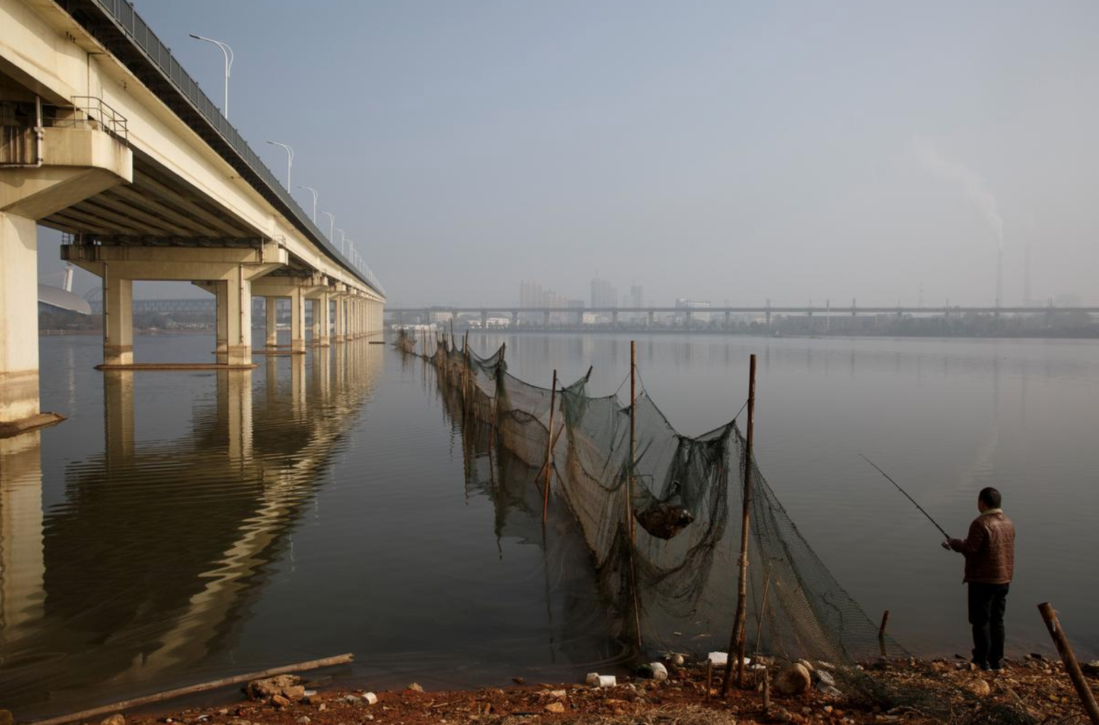 nguoi Ho Bac di bo qua cau song Duong Tu anh 4
