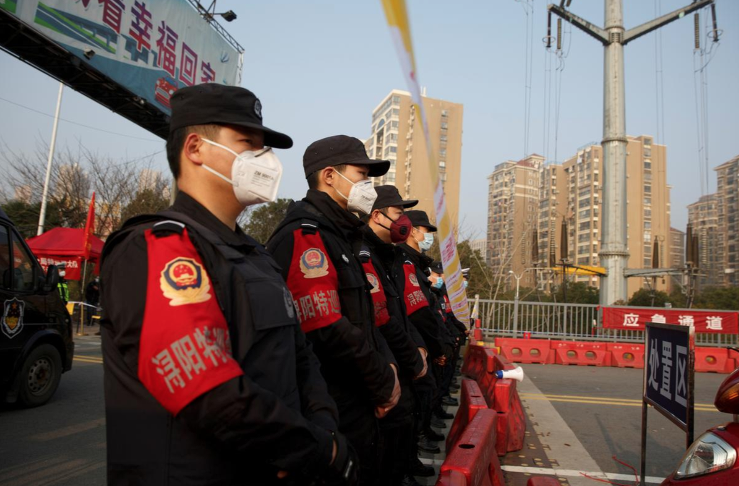nguoi Ho Bac di bo qua cau song Duong Tu anh 17