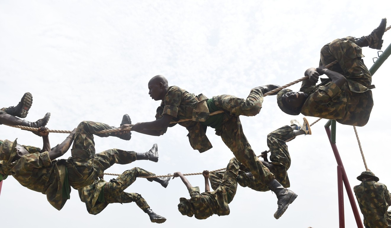 21 nguoi bi thieu song trong dem 14/2 hinh anh