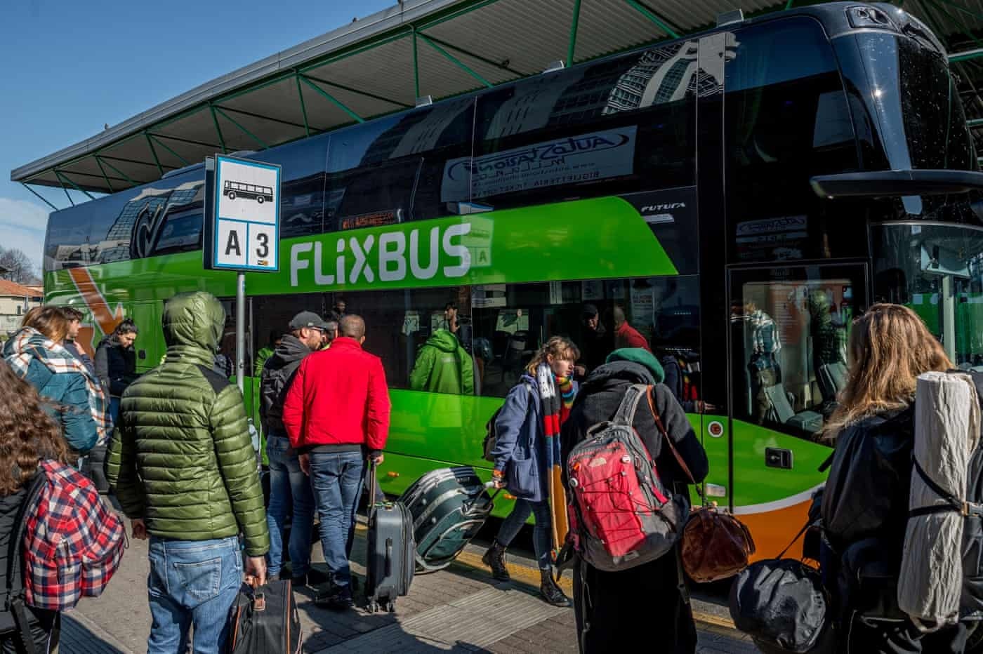 Italy phong toa mien bac anh 5