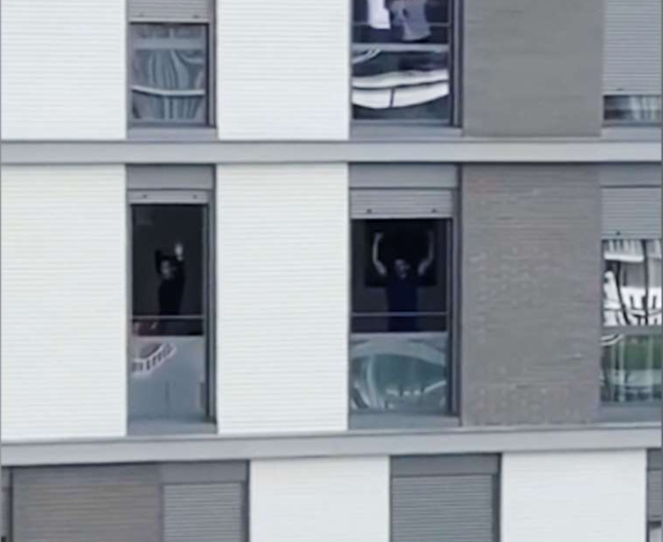 ban cong thanh noi trinh dien opera anh 1