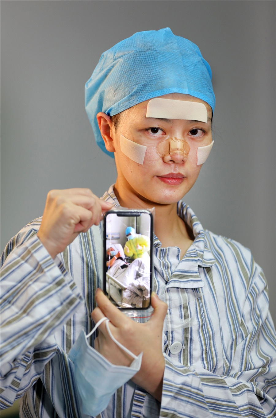 Y bac si tuyen dau Trung Quoc thang dai dich anh 1