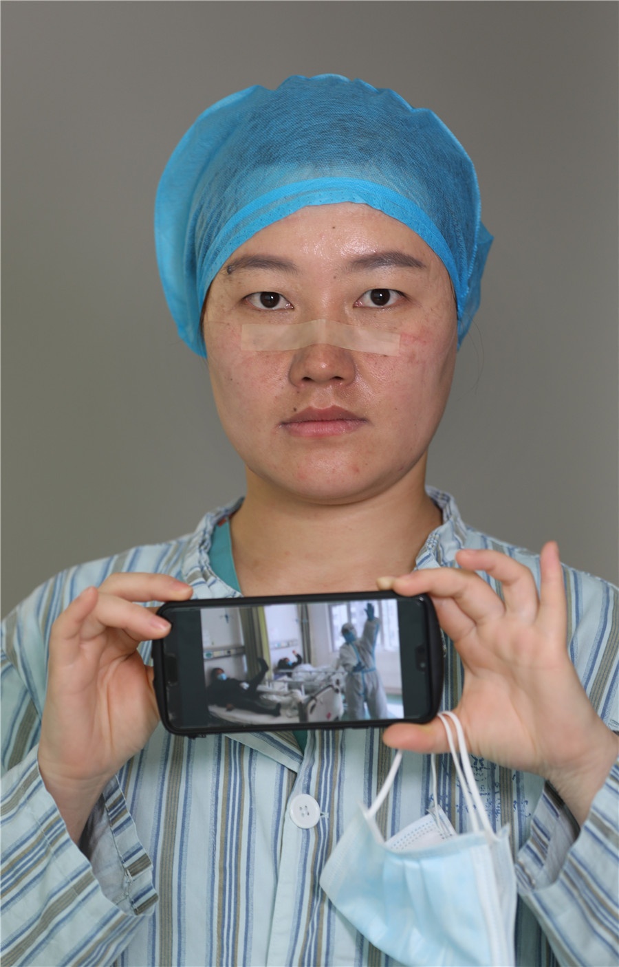 Y bac si tuyen dau Trung Quoc thang dai dich anh 4