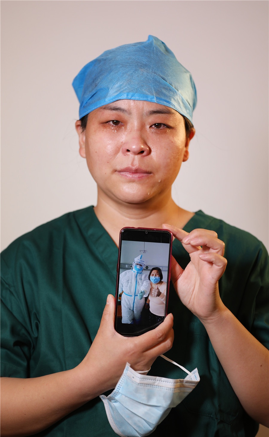 Y bac si tuyen dau Trung Quoc thang dai dich anh 5