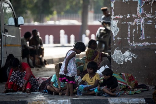 nguoi vo gia cu mua dich Covid-19 anh 5