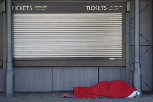 nguoi vo gia cu mua dich Covid-19 anh 14