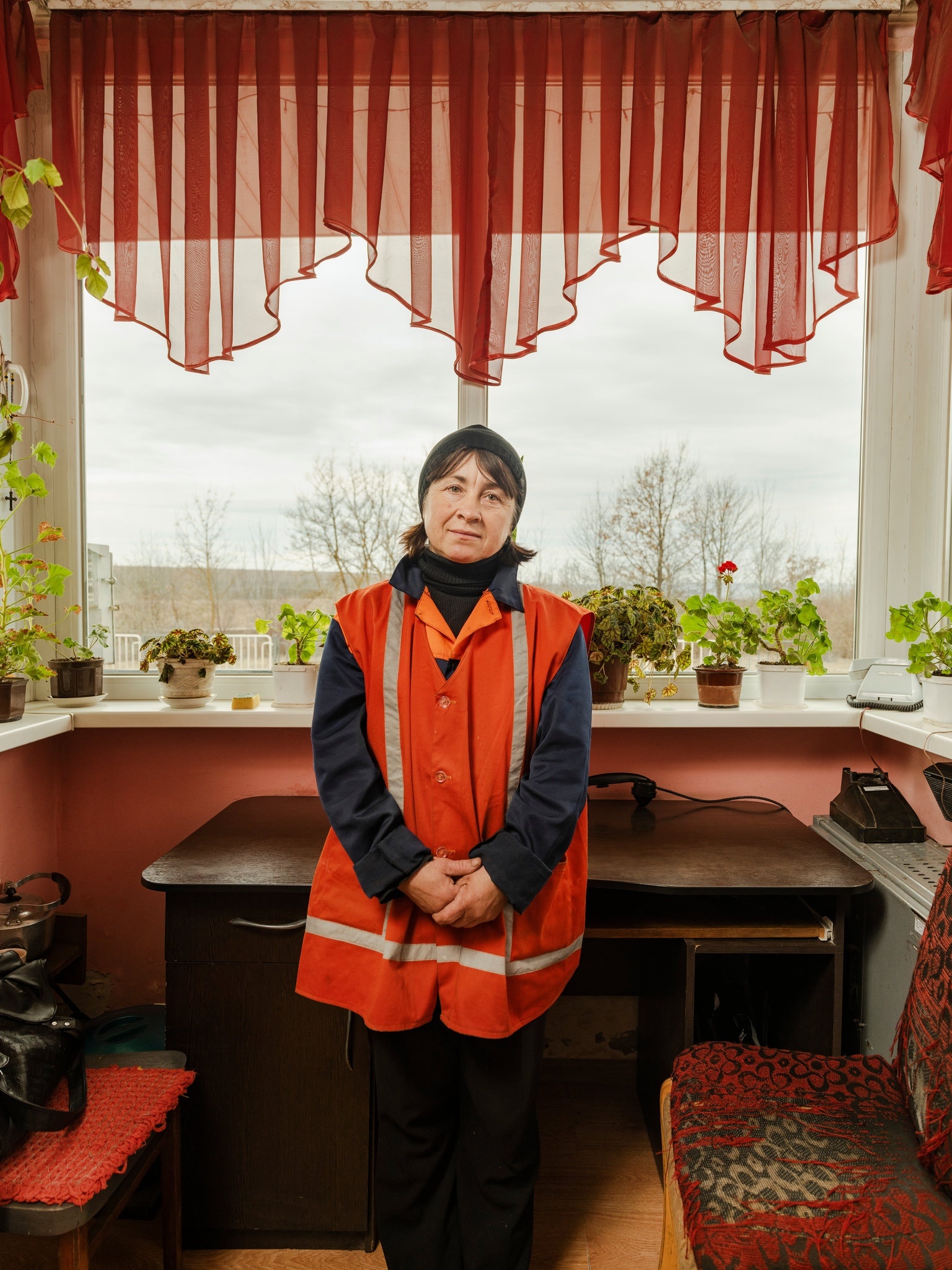 nhan vien gac chan Ukraine anh 3