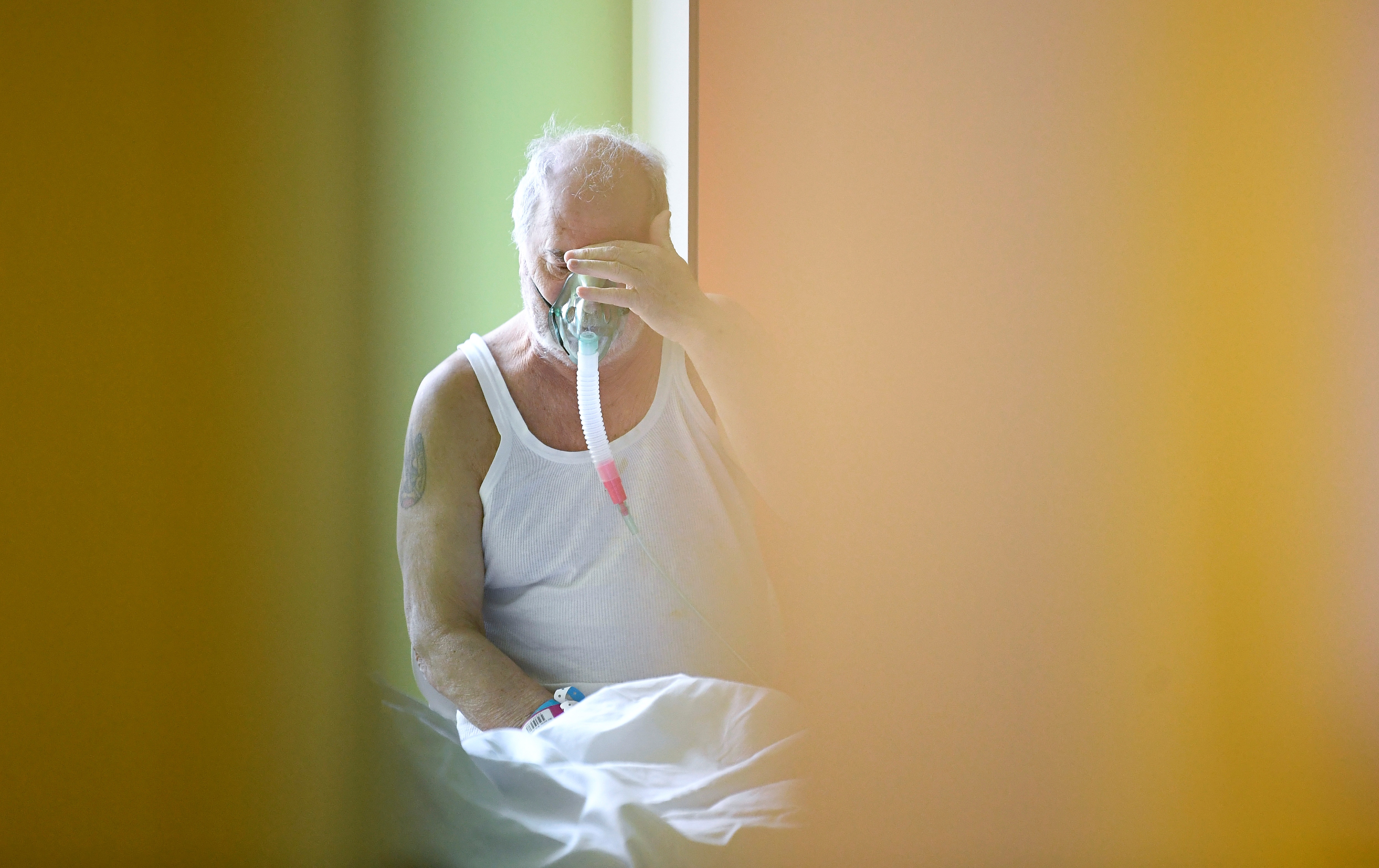 Italy co 919 ca tu vong moi, muc tang cao nhat tu dau dich hinh anh