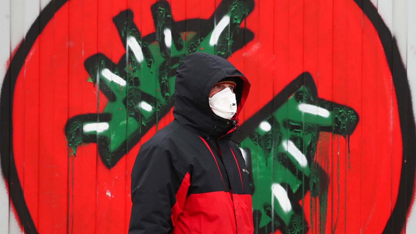 Nga tang 440 ca nhiem virus corona trong mot ngay hinh anh