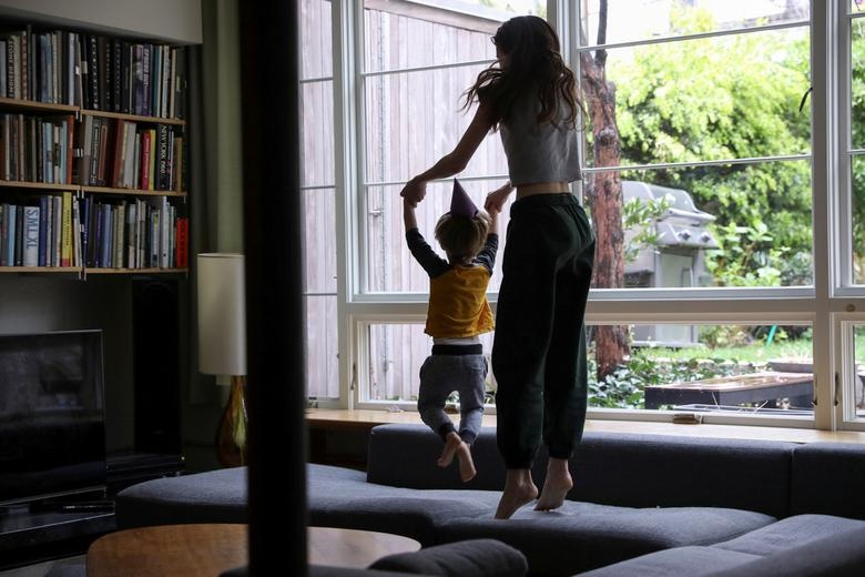 nguoi dan the gioi tuan thu lenh phong toa anh 1