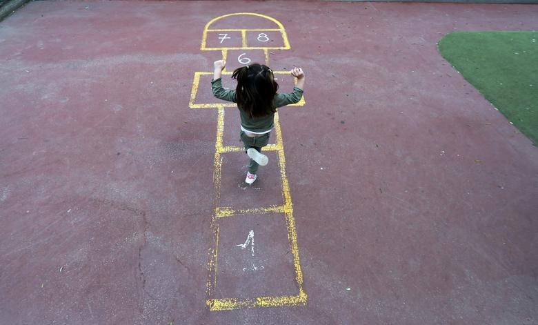 nguoi dan the gioi tuan thu lenh phong toa anh 7