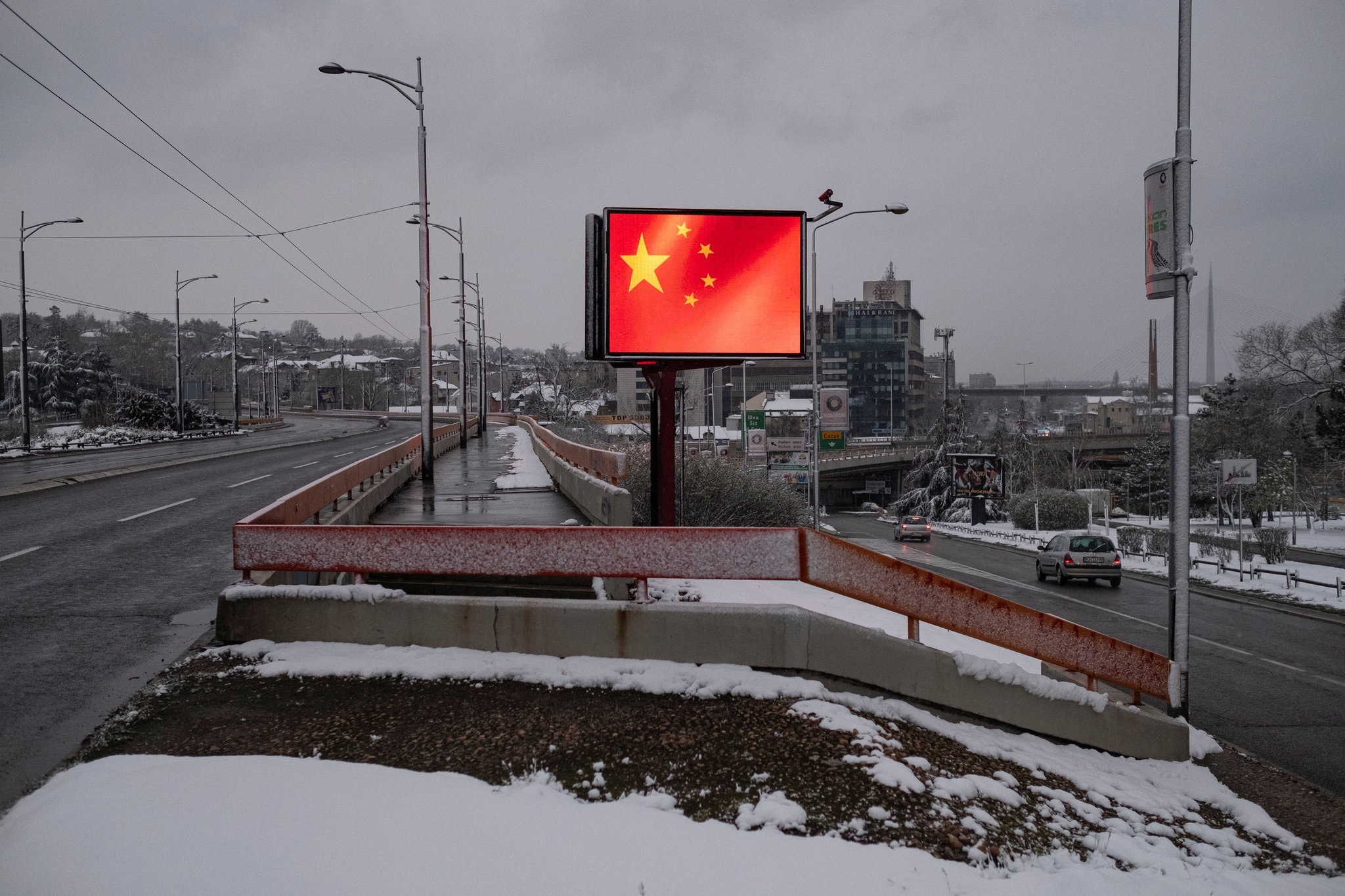 So Bac Kinh giu lai vat tu y te, EU ha giong khi bao cao ve Trung Quoc hinh anh