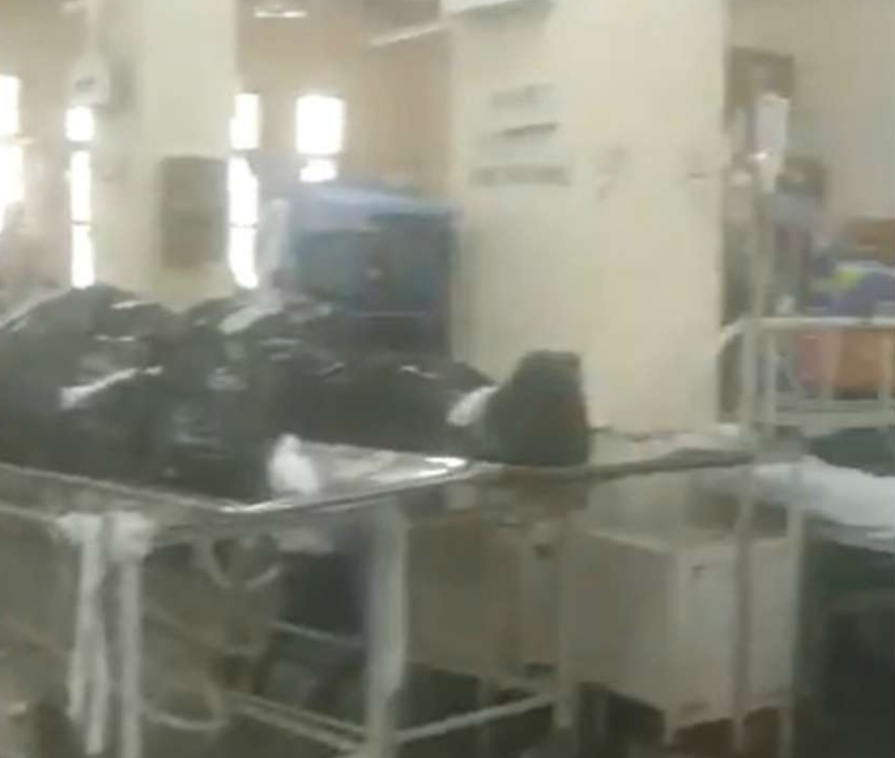 benh vien An Do xep thi the canh benh nhan anh 1