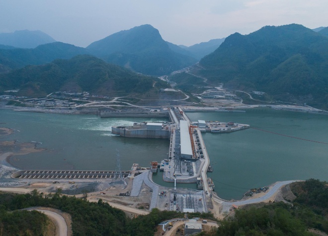 VN len tieng viec Lao dinh xay dap thuy dien thu 6 tren song Mekong hinh anh